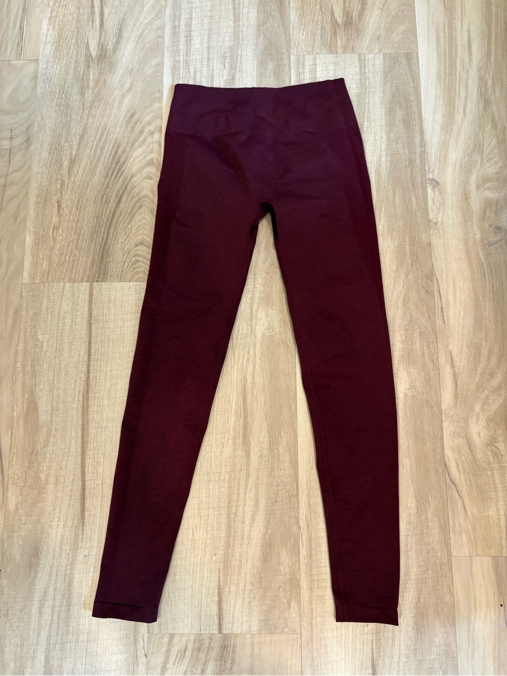 Aurola Women’s High-Rise Burgundy Leggings